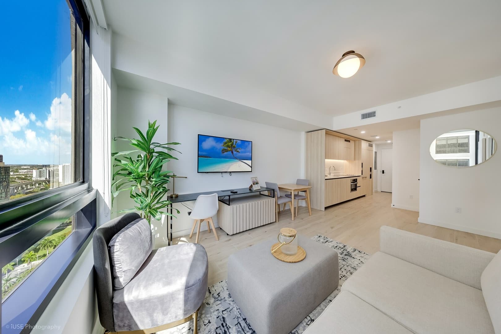 1-Bedroom Suite at District 225 Brickell