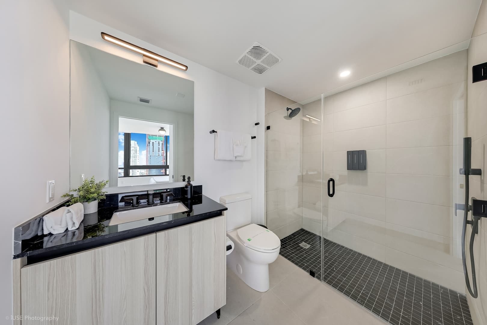 2-Bedroom Suite at District 225 Brickell