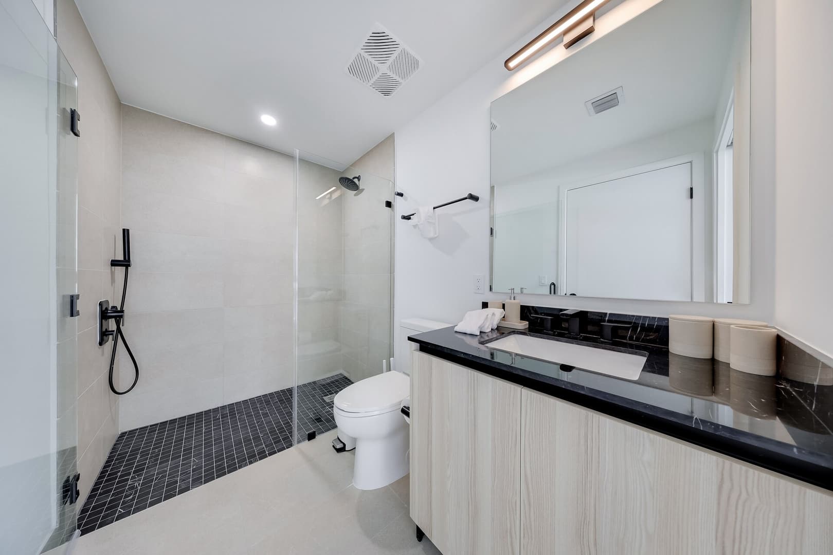 2-Bedroom Suite at District 225 Brickell