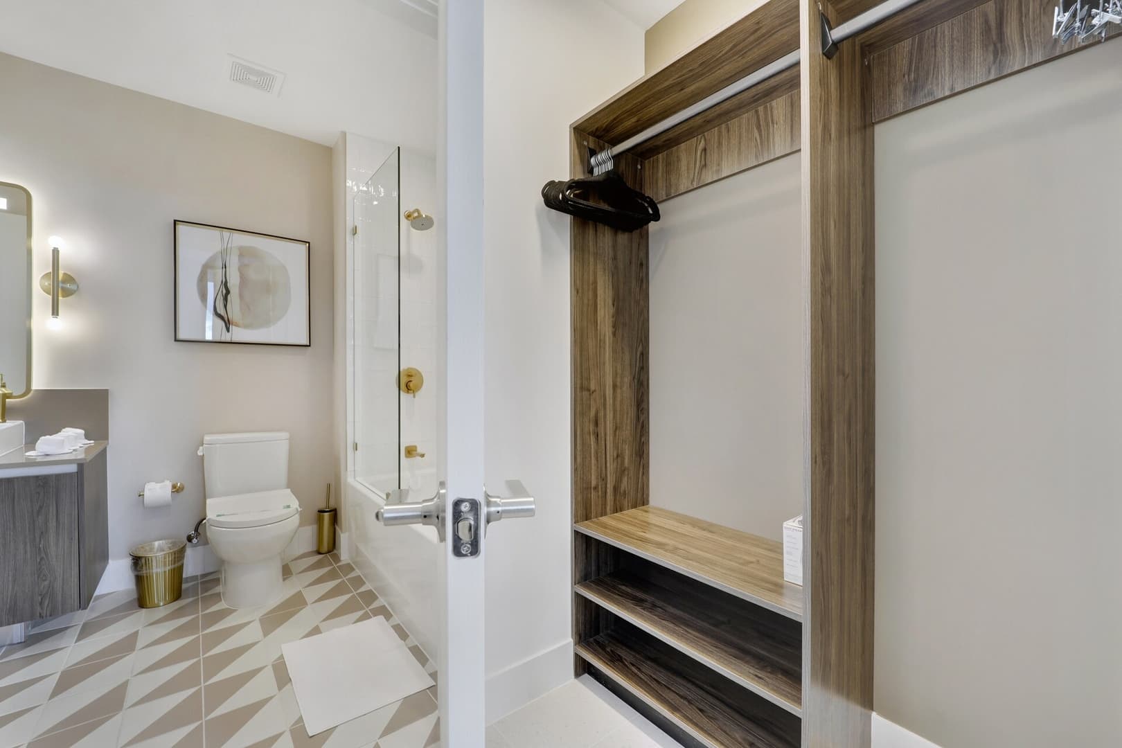 Penthouse · 1-Bedroom Suite at NATIIVO Miami