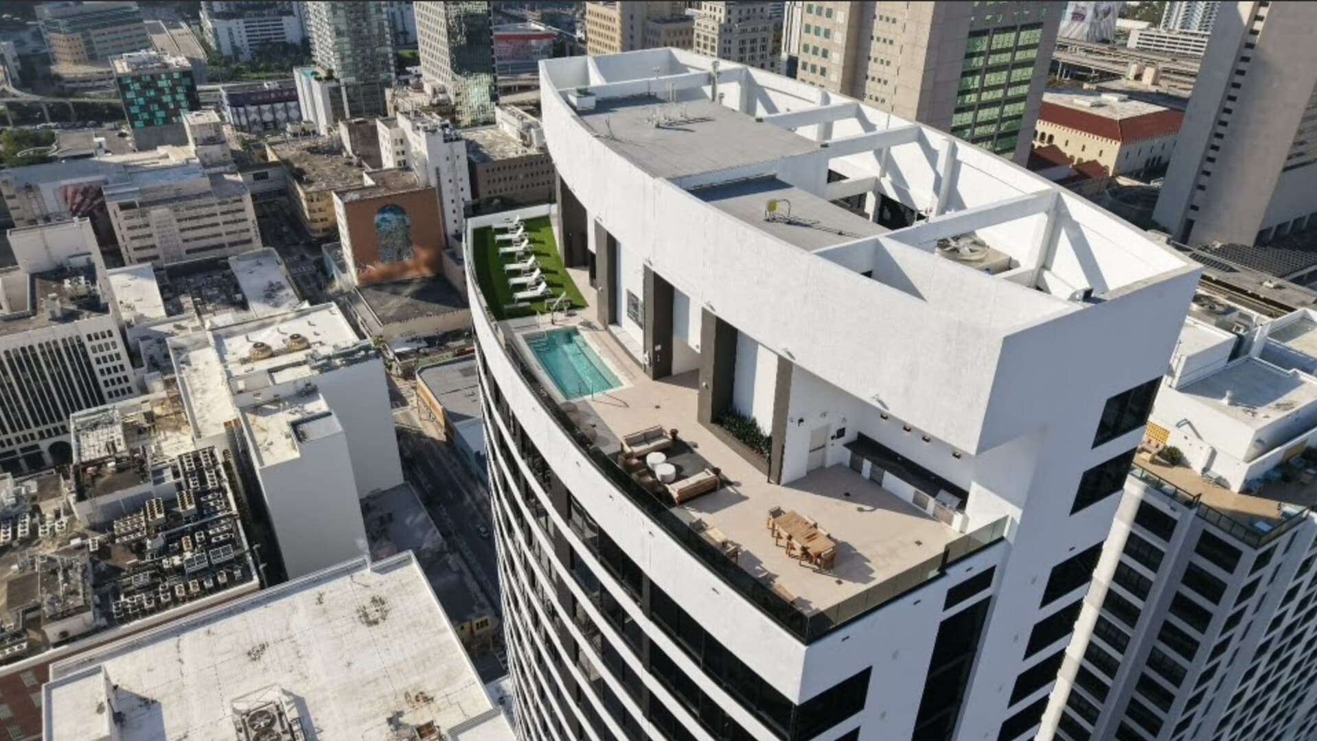 1-Bedroom Suite at District 225 Brickell