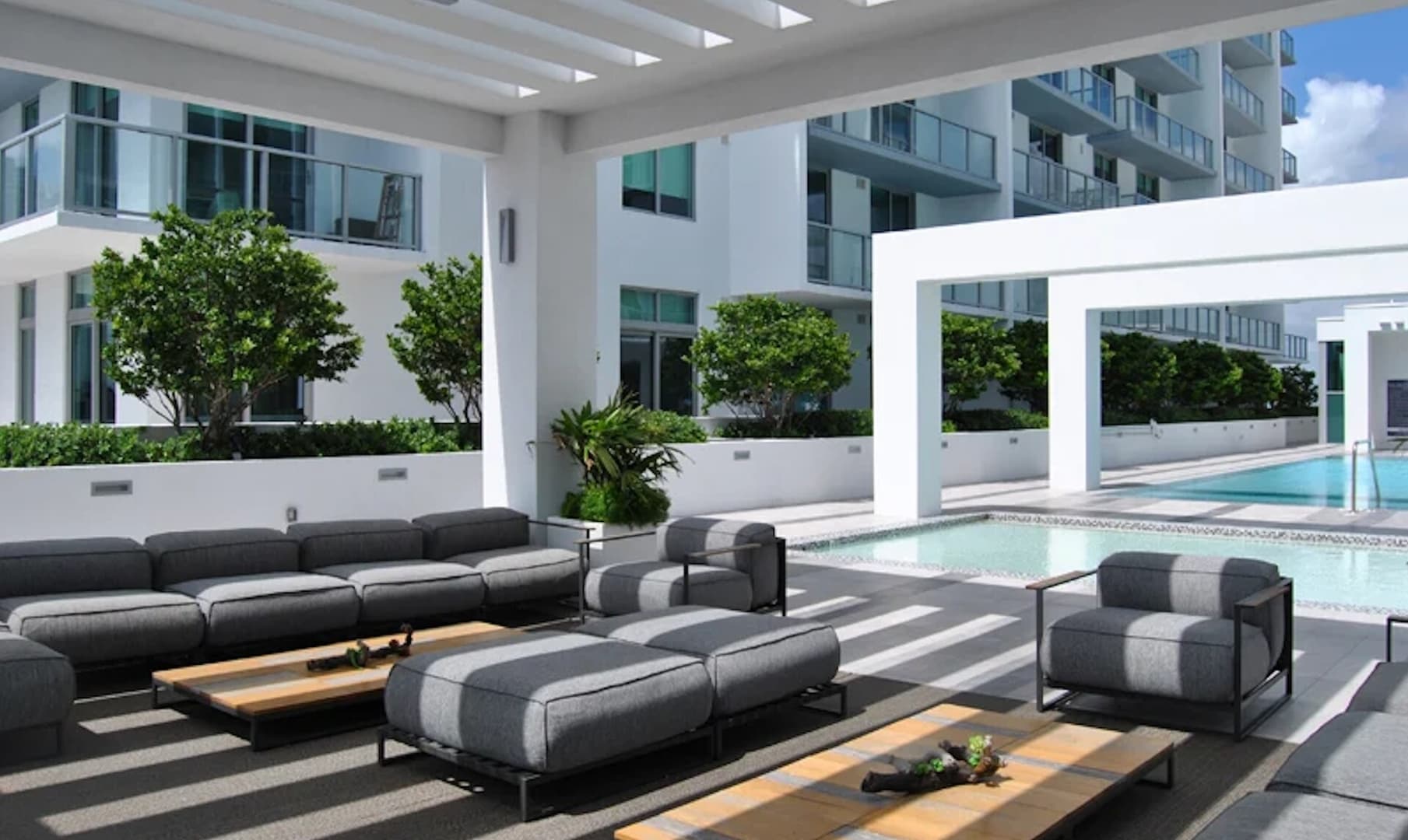 2-Bedroom Suite at Quadro Brickell