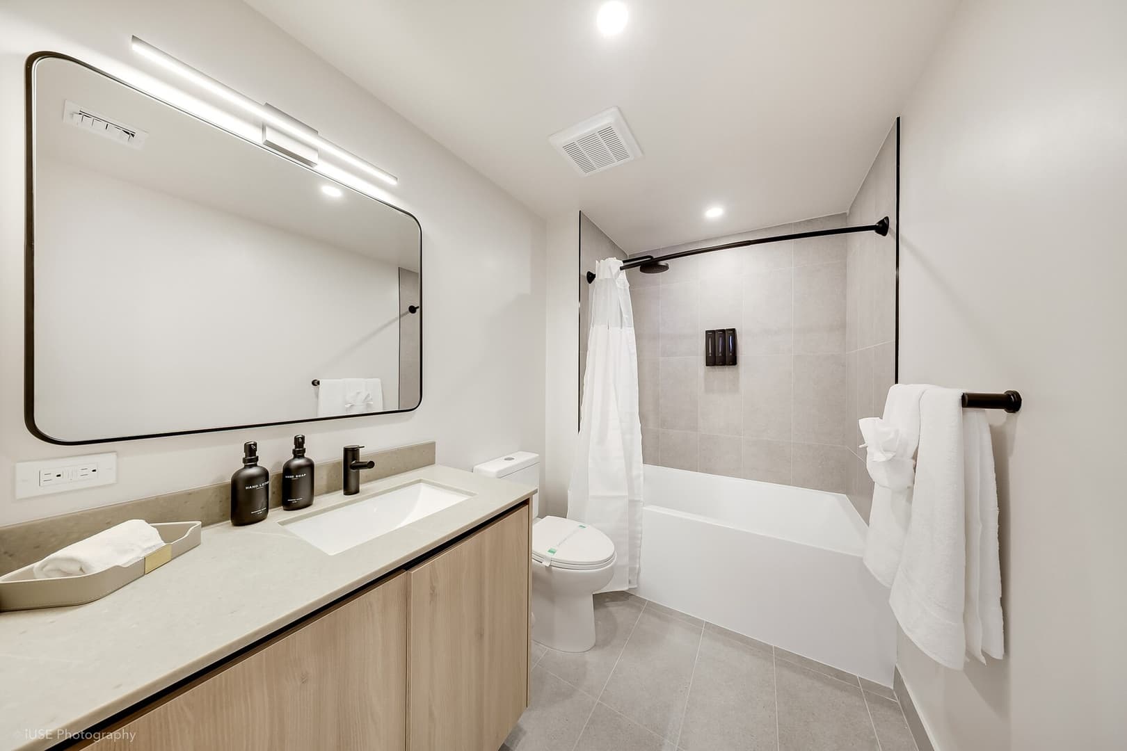 1-Bedroom Suite at 501 Collins Miami Beach