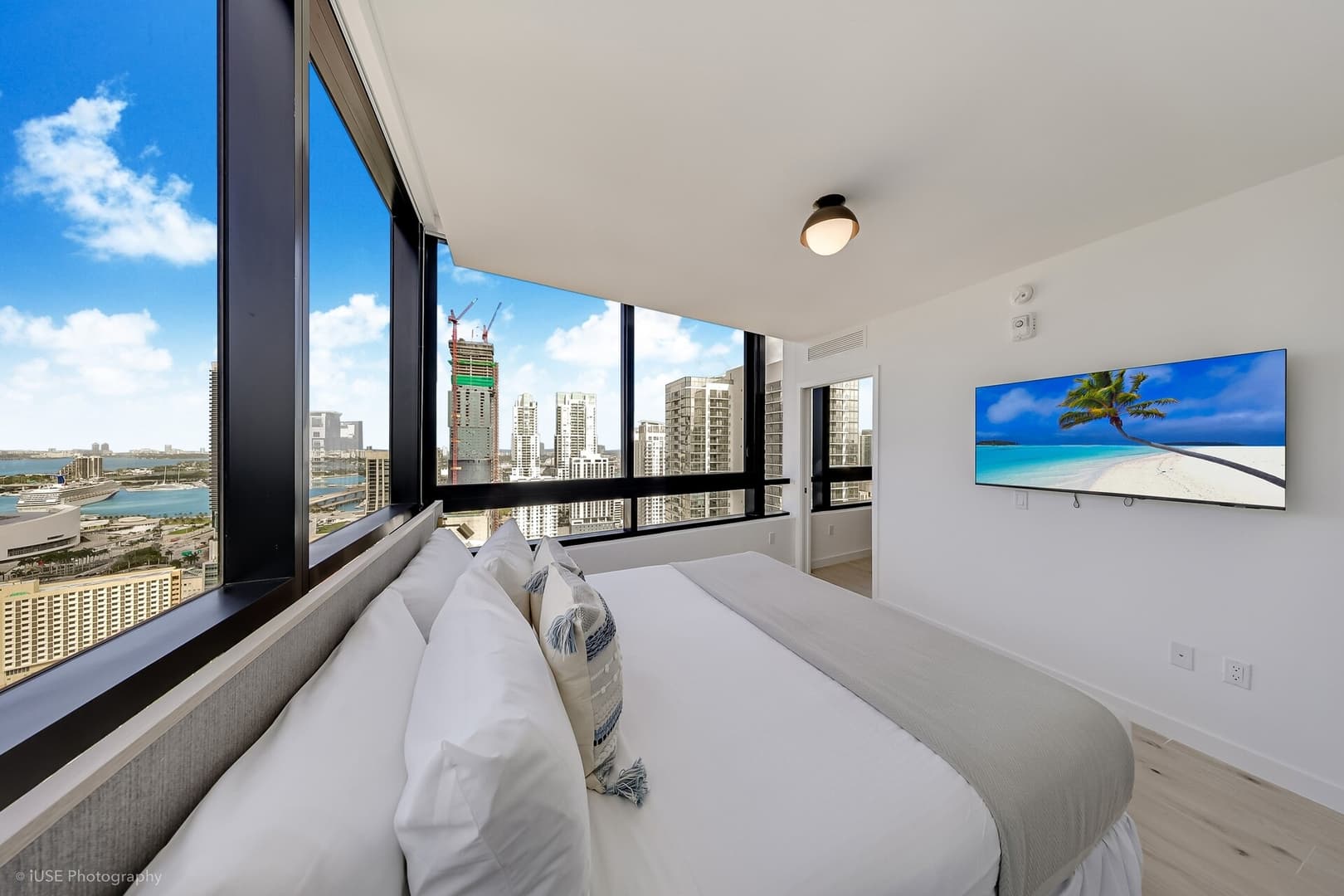 2-Bedroom Suite at District 225 Brickell