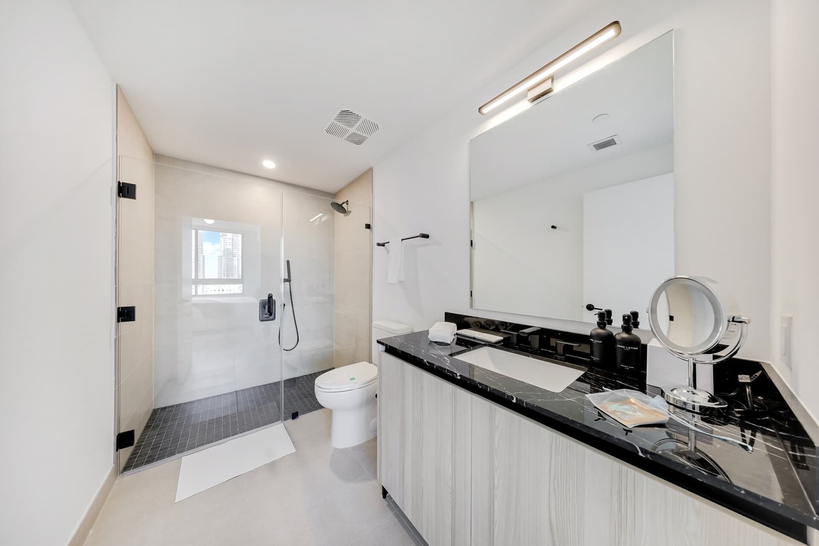 2-Bedroom Suite at District 225 Brickell