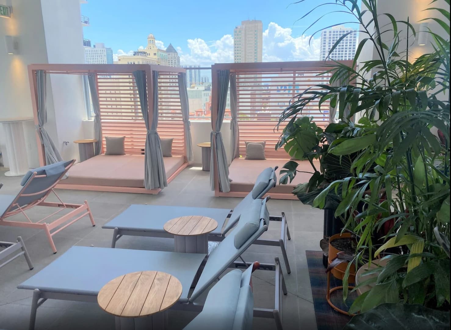 Bayside · 2-Bedroom Suite at YOTEL Miami