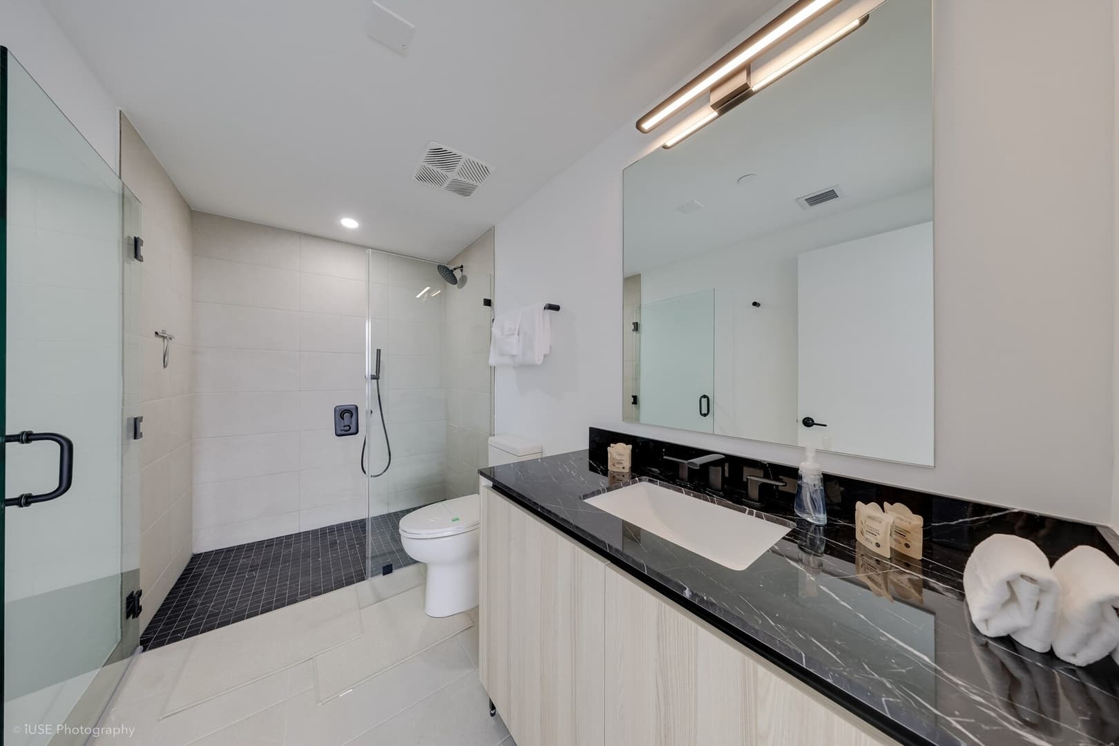 2-Bedroom Suite at District 225 Brickell
