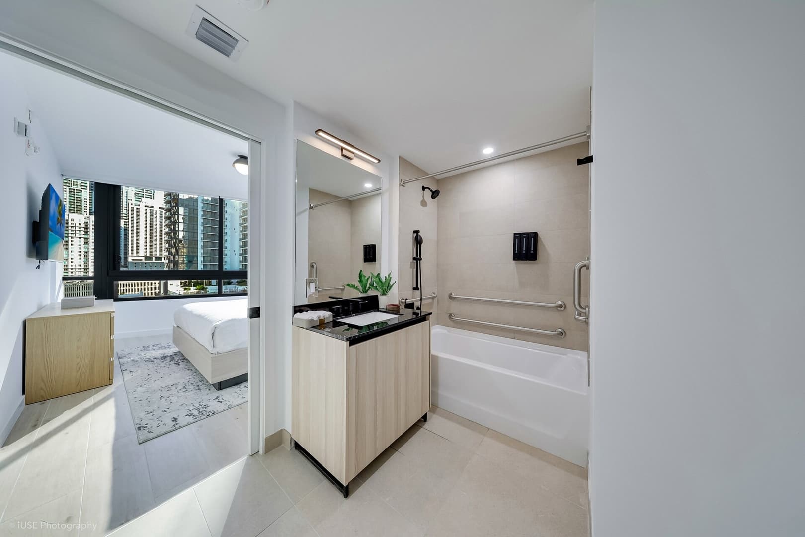 1-Bedroom Suite at District 225 Brickell