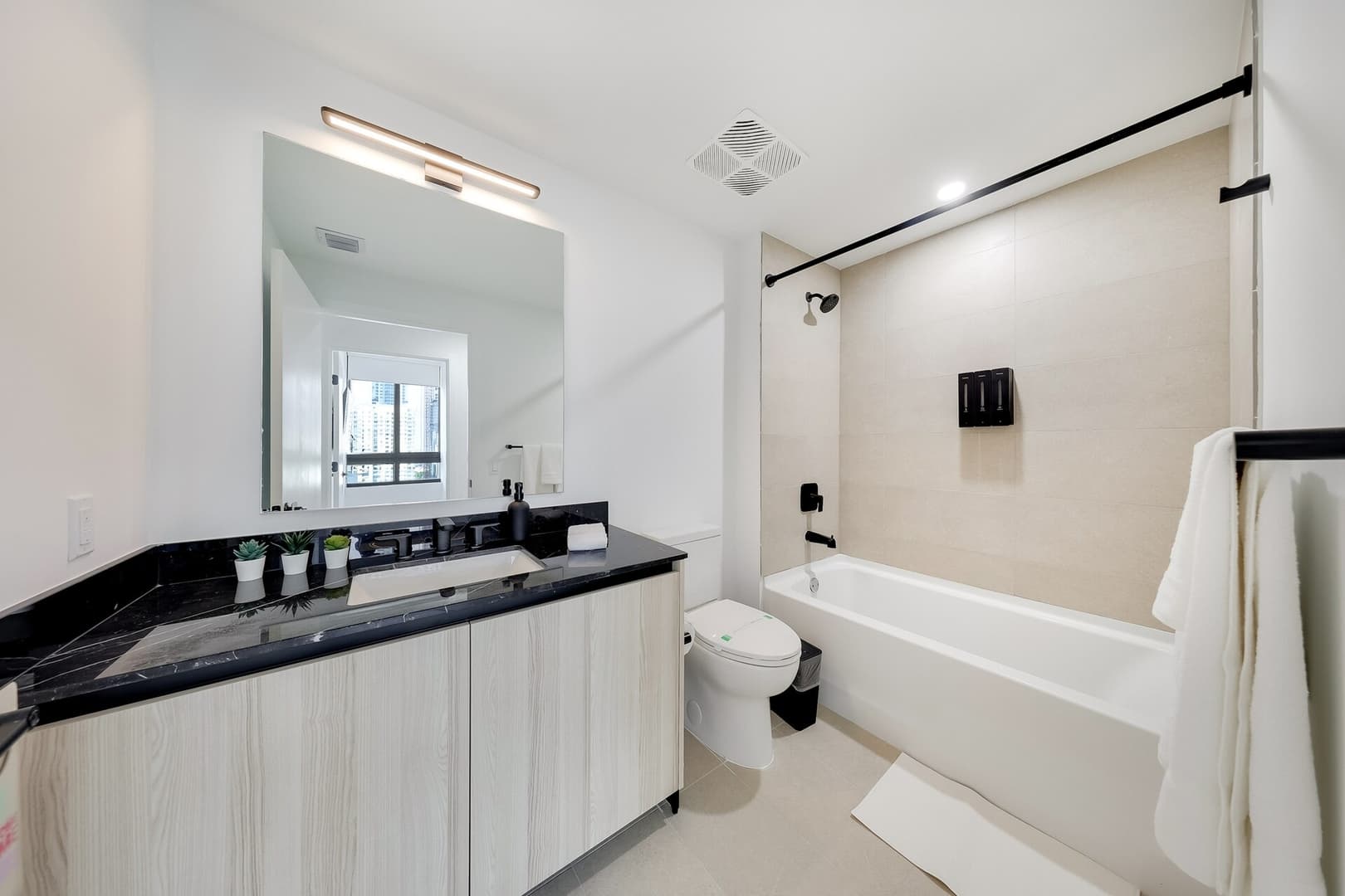 2-Bedroom Suite at District 225 Brickell