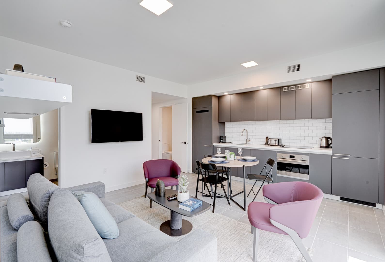 Bayside · 2-Bedroom Suite at YOTEL Miami