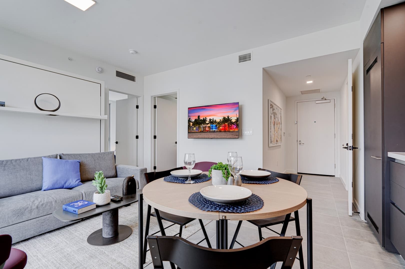 Bayside · 2-Bedroom Suite at YOTEL Miami