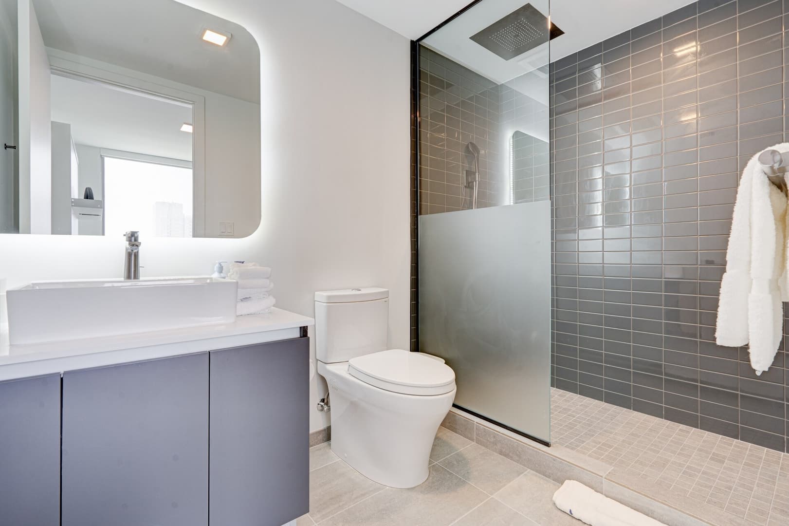 Bayside · 2-Bedroom Suite at YOTEL Miami