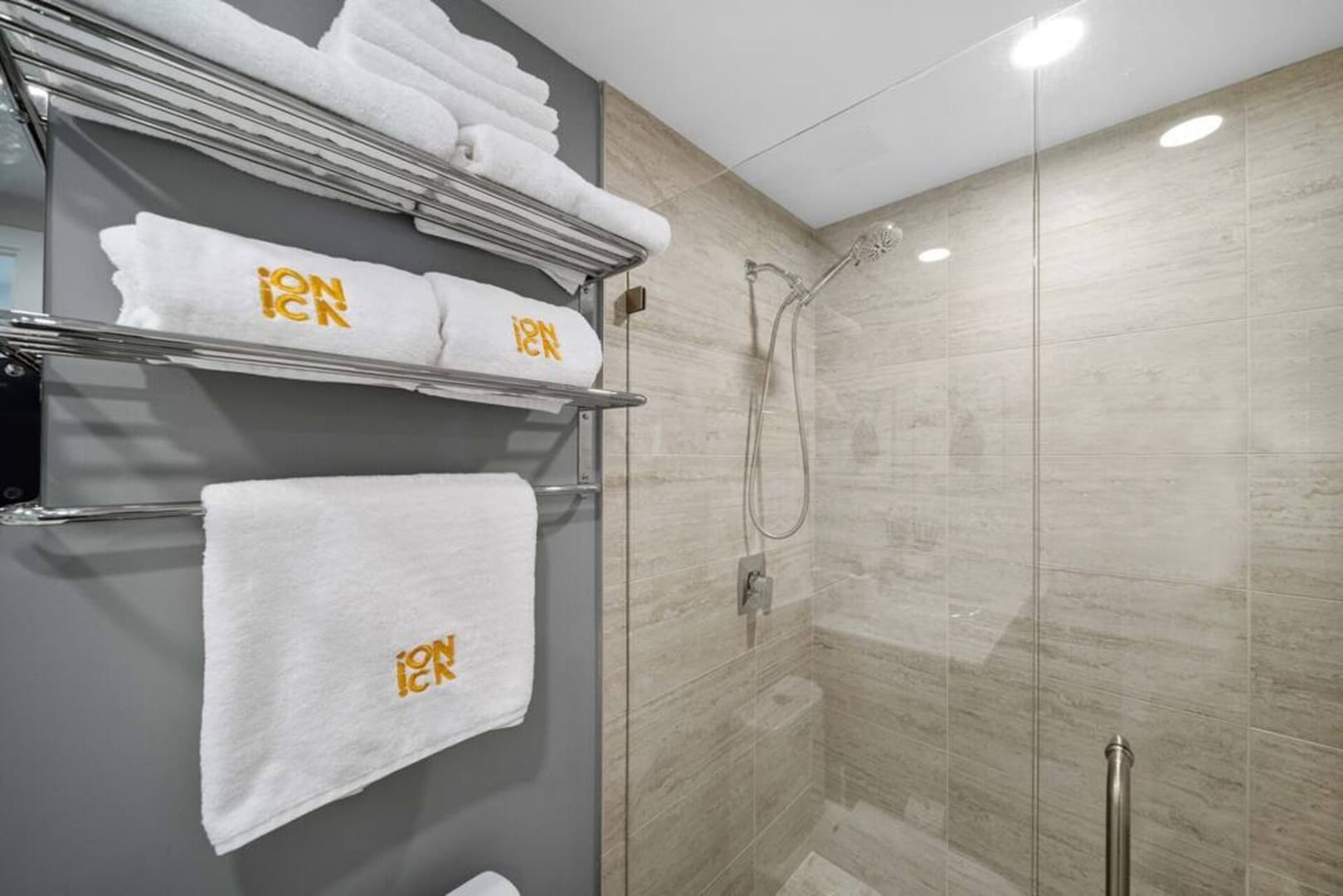 2-Bedroom Suite at Quadro Brickell