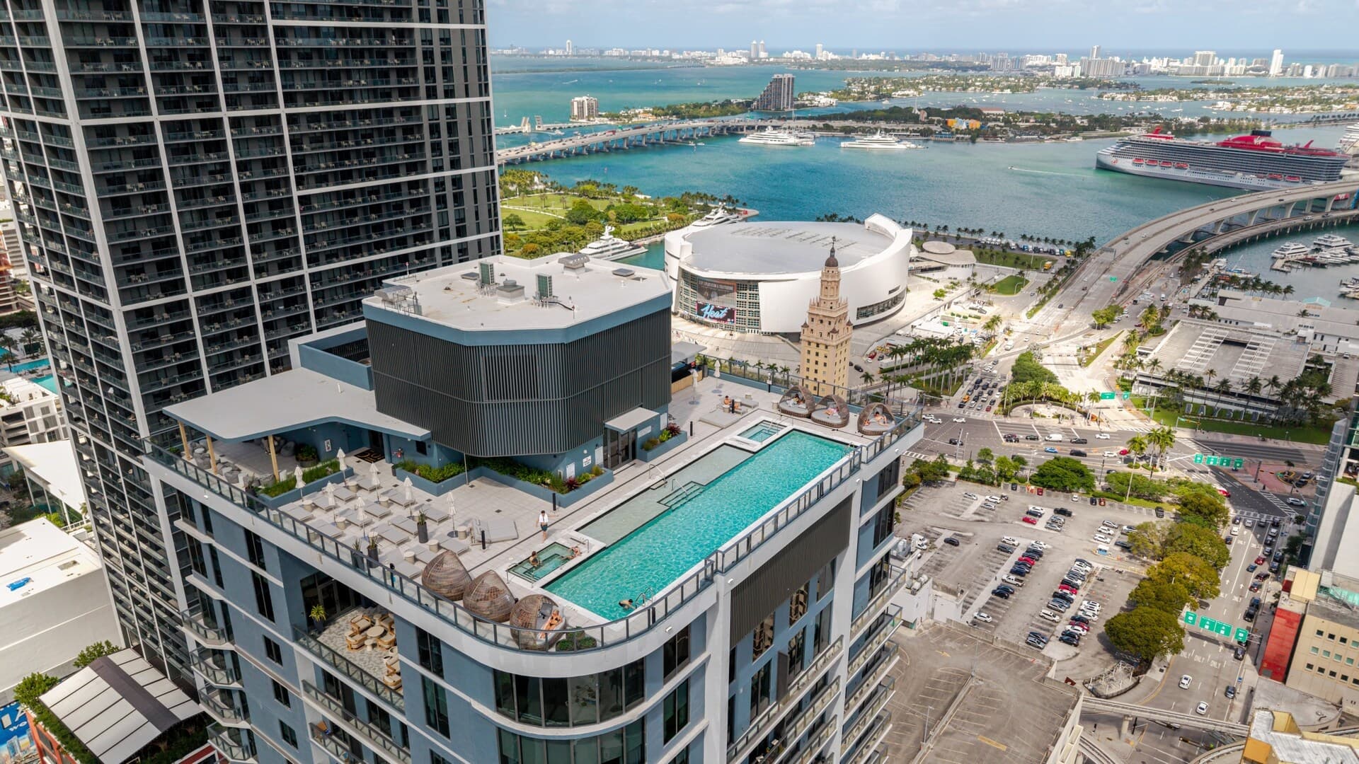 Studio at 501 Collins Miami Beach