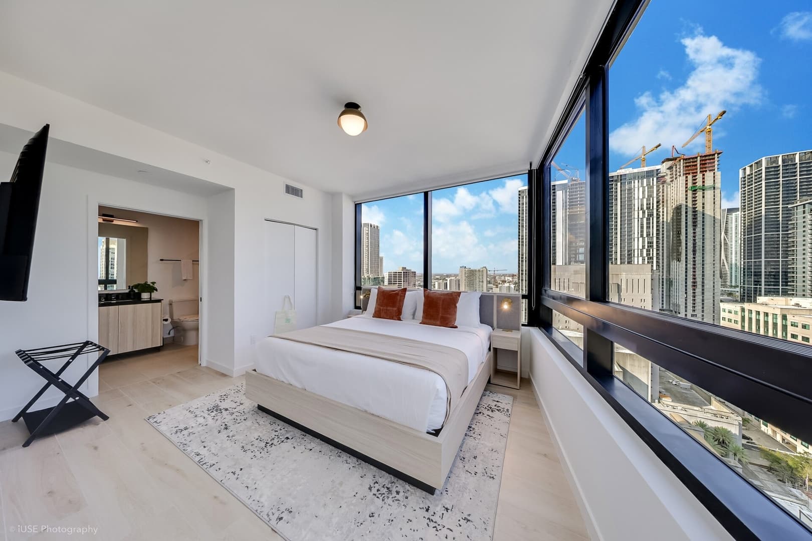2-Bedroom Suite at District 225 Brickell